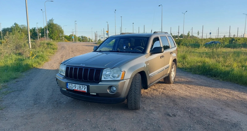 Jeep Grand Cherokee cena 23300 przebieg: 326000, rok produkcji 2006 z Gdańsk małe 154